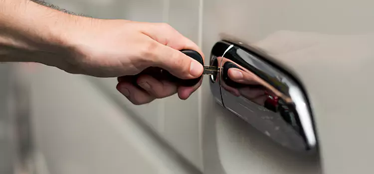 Why Choose Our Auto Locksmith Team in Herndon, VA?